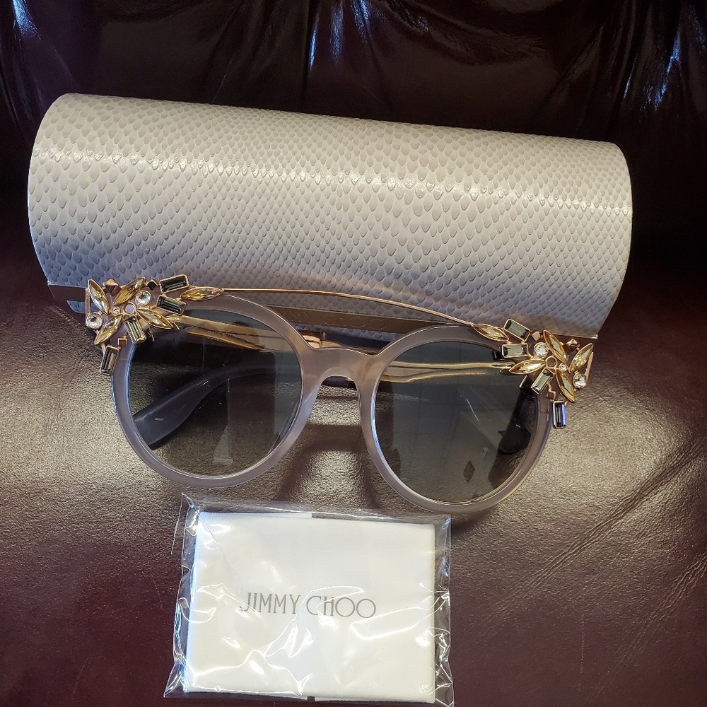 100 %  authentic Jimmy Choo Vivy Pink